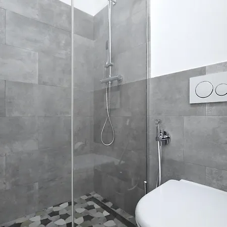 Hall View Διαμέρισμα *